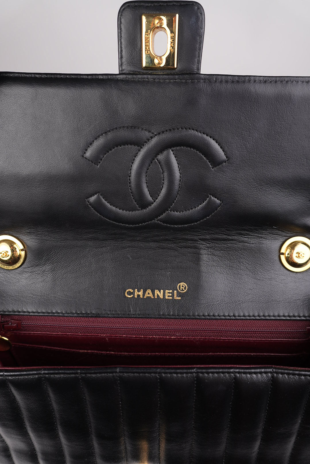Vertical Quitted Lambskin