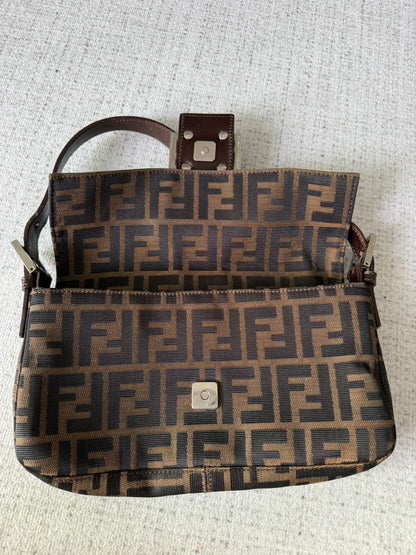 Fendi Baguette