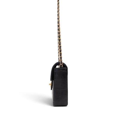 Chanel Chocolate Bar Lambskin Chain Shoulder Bag